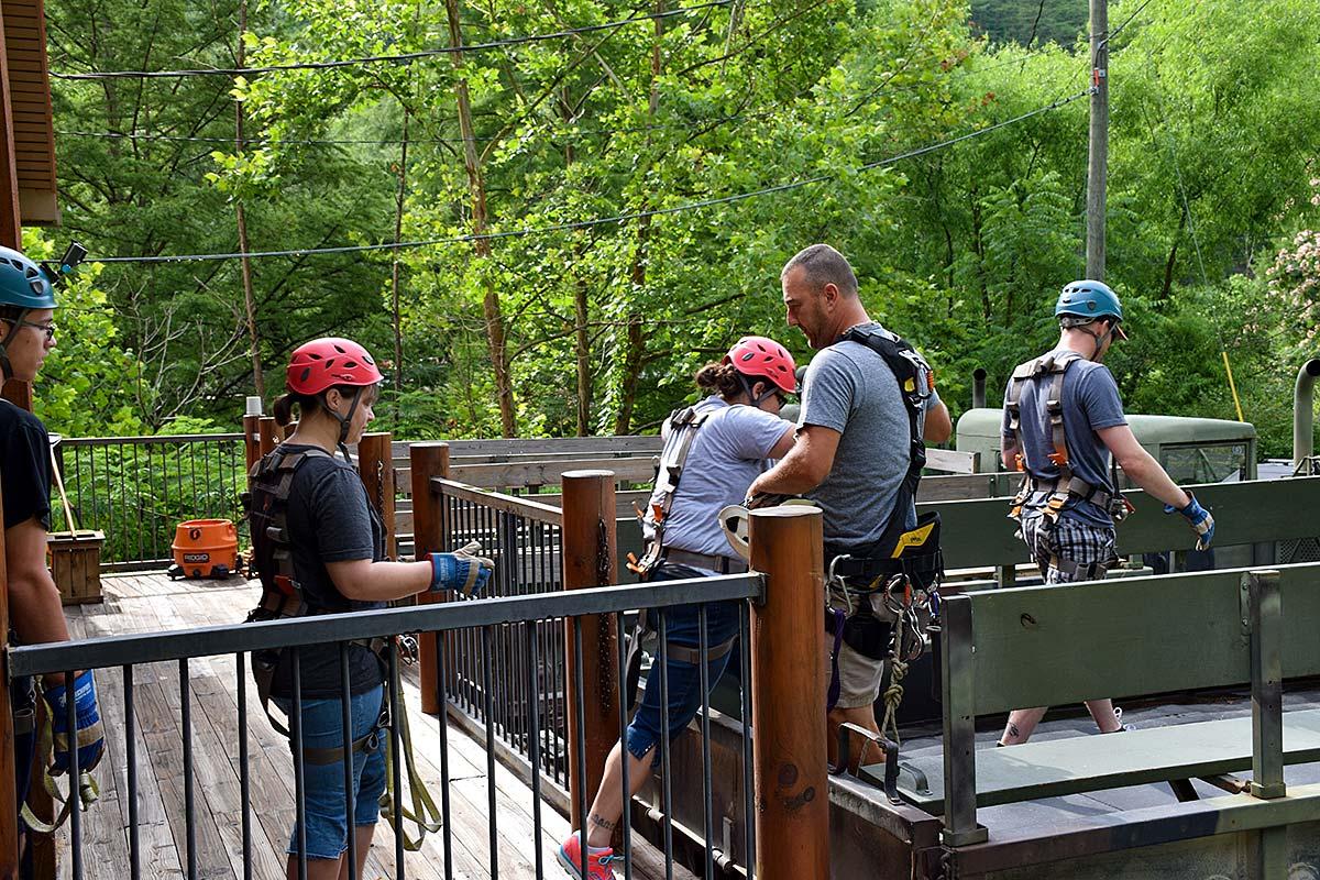 smoky mountain ziplines canopy tour